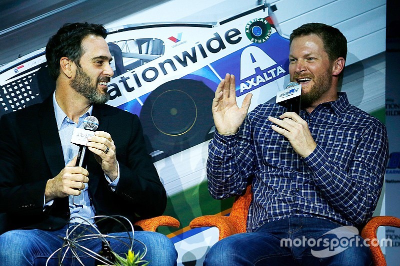 NASCAR Mailbag: Send in your questions