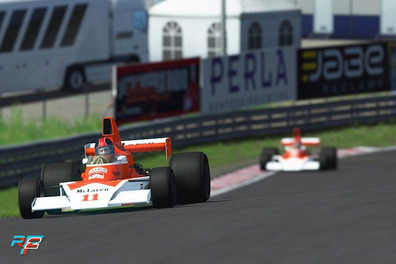 Coches cl&aacute;sicos McLaren F1, M23