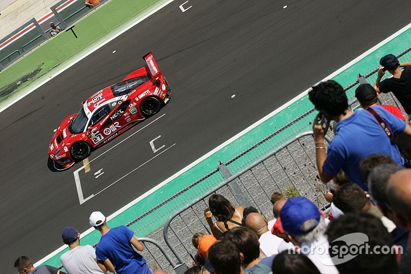 Fisichella-Gai festeggiano in Gara 2 a Vallelunga dove fioccano le penalità