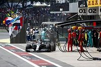 Mercedes admite que parar a Hamilton fue una "estupidez" de "novatos"
