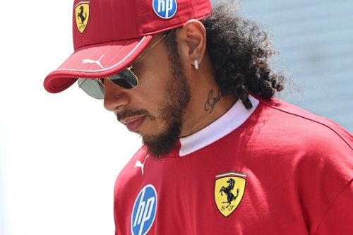 F1: Hamilton comenta sugest&atilde;o de &ldquo;troca de pilotos&rdquo; e revela que 'bastidor n&atilde;o est&aacute; bom'