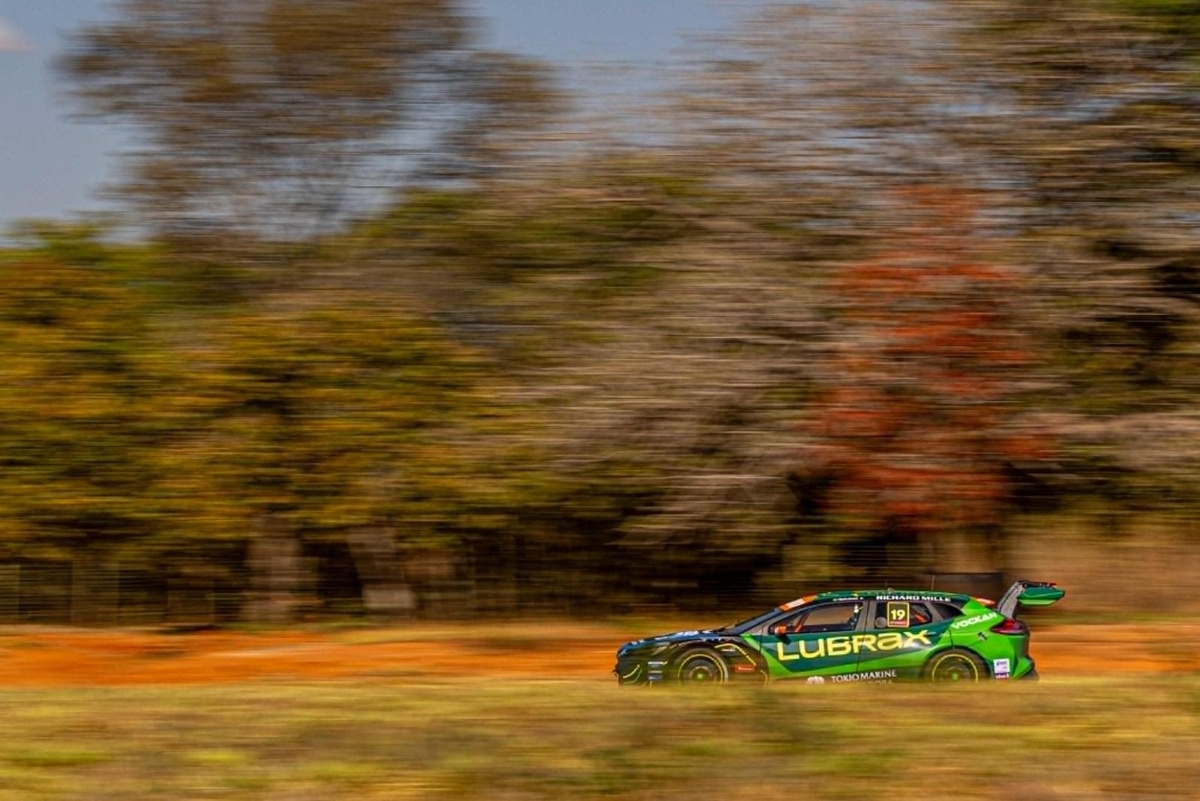 Quarto em Curvelo, Felipe Massa conquista o melhor resultado do ano na Stock Car