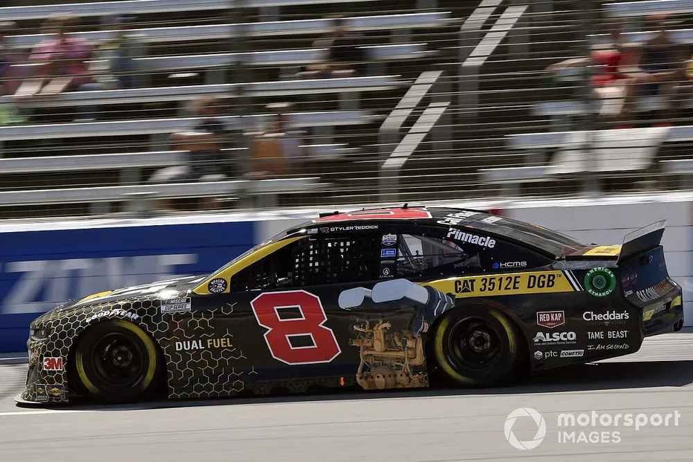 Tyler Reddick, Richard Childress Racing, Chevrolet Camaro Cat Oil & Gas