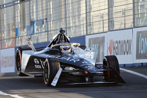 E-Prix Tokio: Evans lidera los entrenamientos interrumpidos por bandera roja