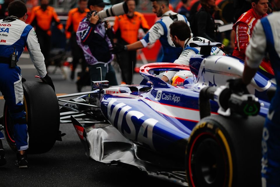 Ricciardo hit with Miami F1 grid penalty for safety car infringement