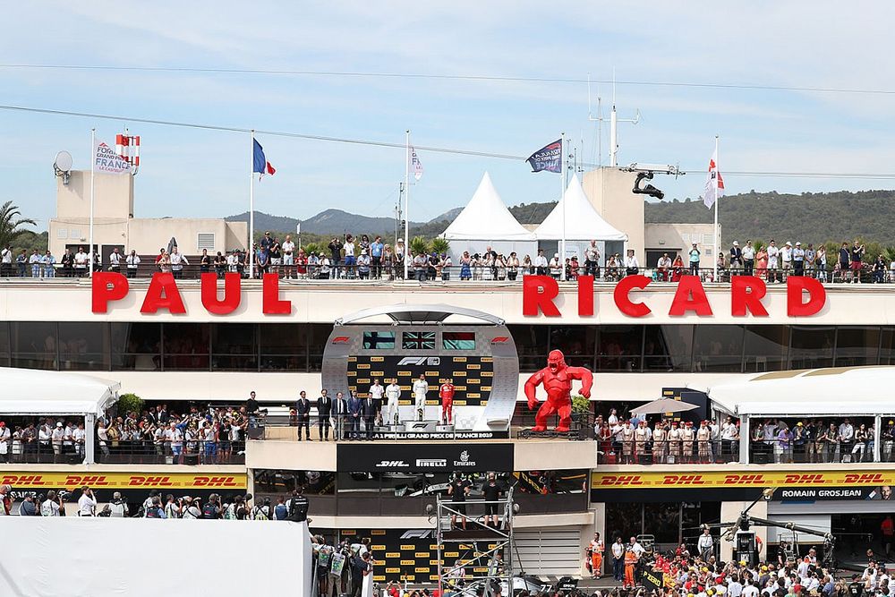 El podio del GP de Francia: 1º Lewis Hamilton, 2º Valtteri Bottas, 3º Charles Leclerc