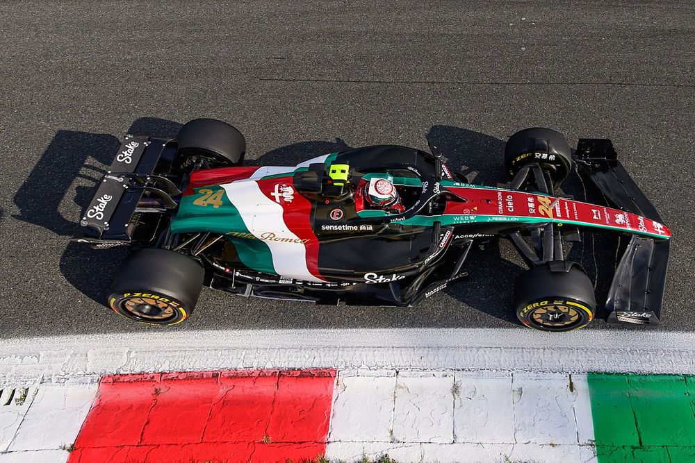 Guanyu Zhou, Alfa Romeo C43