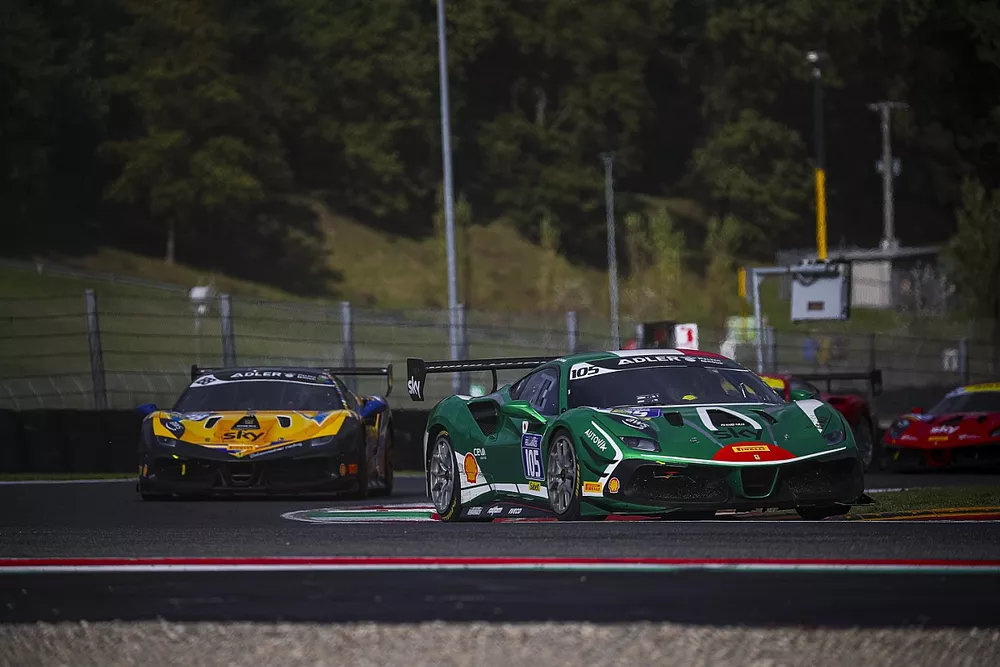 #105 Motohiko Isozaki, Cornes Motors Shiba