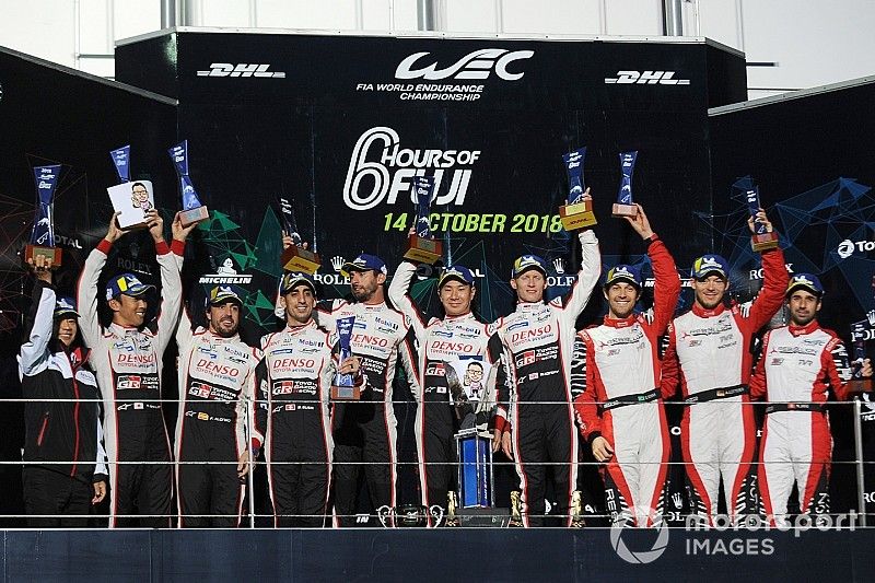 Podium: winners Mike Conway, Kamui Kobayashi, Jose Maria Lopez, Toyota Gazoo Racing, second place Sebastien Buemi, Kazuki Nakajima, Fernando Alonso, Toyota Gazoo Racing, third place Andre Lotterer, Neel Jani, Bruno Senna, Rebellion Racing 