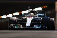 Mercedes blames set-up for Hamilton's "disastrous" qualifying