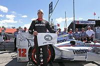 Power con la pole y Esteban en 12°