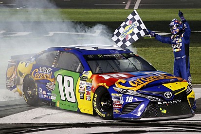 Kyle Busch ilk NASCAR All-Star zaferini kazandı
