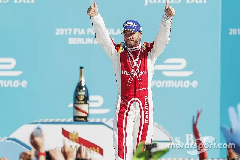 Nick Heidfeld, Mahindra Racing, sul podio