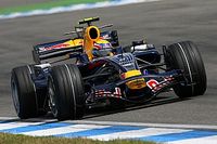 Сегодня Red Bull покажет новую машину Ф1. А вот какие у нее были прежде