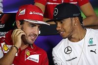 Hamilton: Alonso não ganhou mais títulos por suas decisões