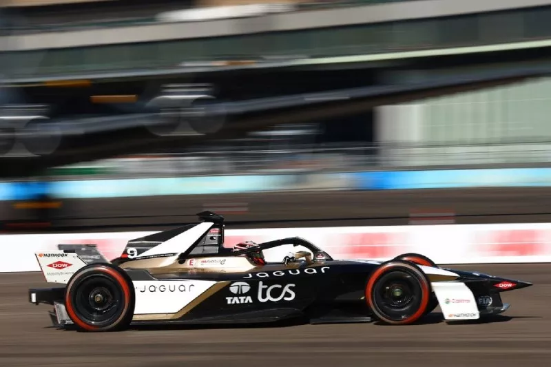 Formel E Berlin 2026: Mitch Evans siegt am Sonntag