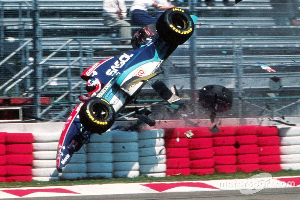 Rubens Barrichello, Jordan involved in a huge crash