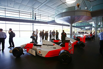 McLaren почала розпродавати частину колекції історичних машин