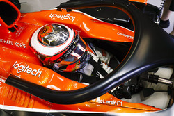 Стоффель Вандорн, McLaren MCL32 с Halo