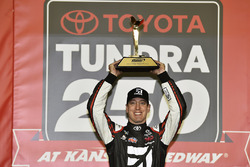 Race winner Kyle Busch, Kyle Busch Motorsports Toyota