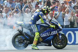 Переможець гонки Валентино Россі, Yamaha Factory Racing
