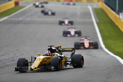 Nico Hulkenberg, Renault Sport F1 Team RS17, Fernando Alonso, McLaren MCL32