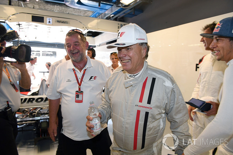 F1-Doppelsitzer: Paul Stoddart, Gene Haas