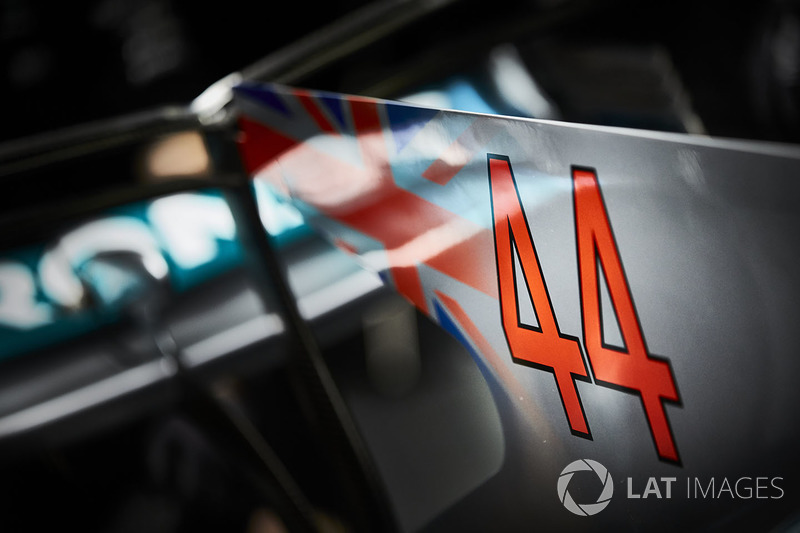 The race number on the engine cover fin of Lewis Hamilton, Mercedes AMG F1 W08