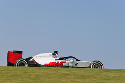 Romain Grosjean, Haas F1 Team VF-16, mit Cockpitschutz Halo