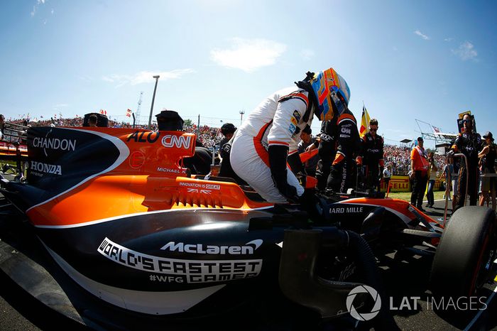 Fernando Alonso, McLaren MCL32