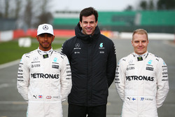 Lewis Hamilton, Mercedes AMG F1, Valtteri Bottas, Mercedes AMG F1, Toto Wolff, directeur exécutif Mercedes AMG F1