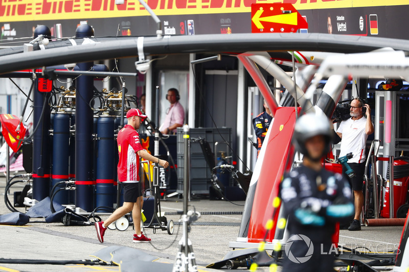 После схода: Себастьян Феттель, Ferrari