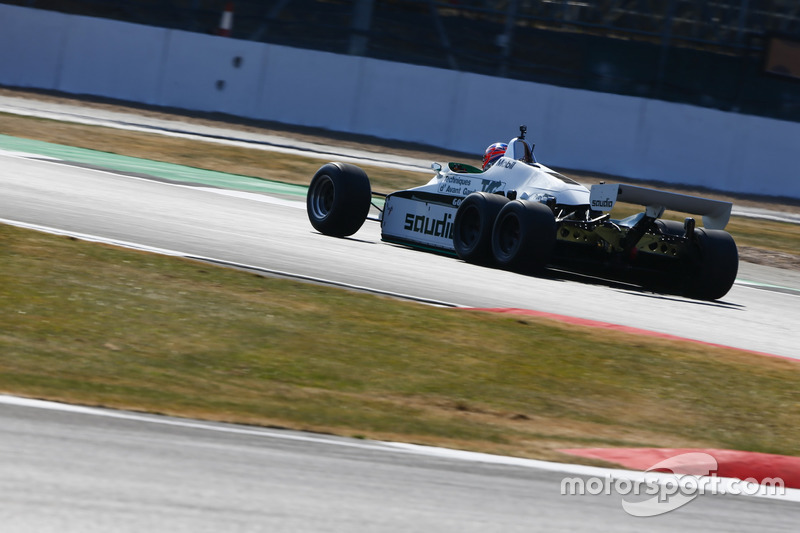 Jenson Button drives a 1982 Williams FW08B