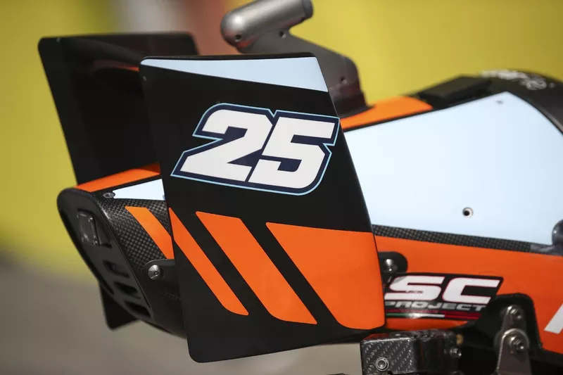 Detalle de los alerones traseros de Trackhouse Racing