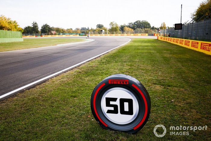 Carteles de frenada en Imola