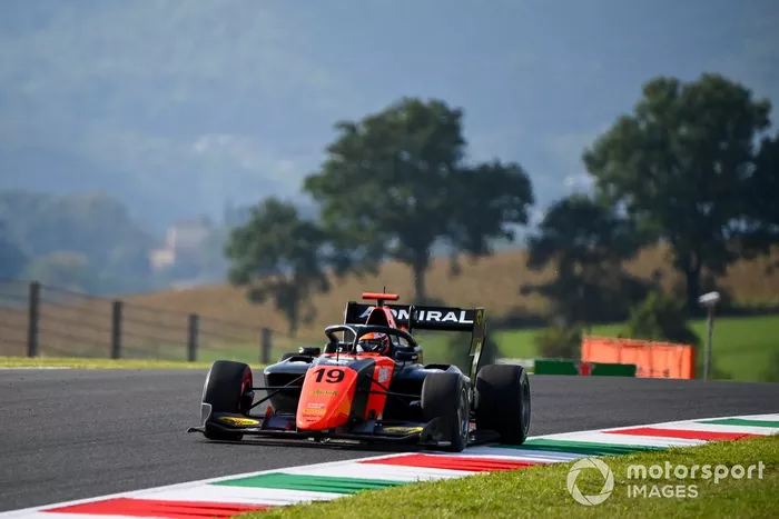 Lukas Dunner, MP Motorsport 