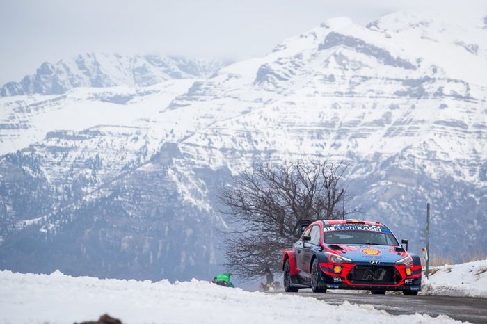 Thierry Neuville, Nicolas Gilsoul, Hyundai Motorsport Hyundai i20 Coupe WRC