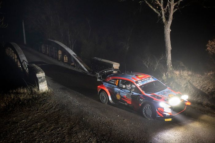 Dani Sordo, Carlos Del Barrio, Hyundai Motorsport Hyundai i20 Coupe WRC