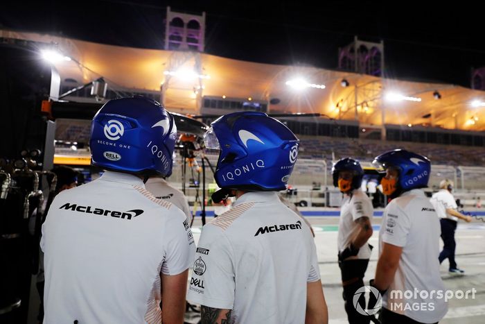 Mecánicos de McLaren