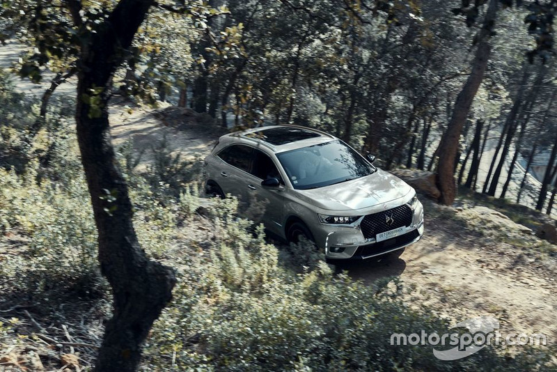 DS 7 Crossback E-Tense 4x4