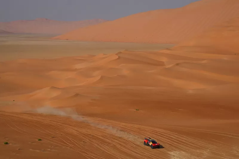 #201 Bahrain Raid Xtreme Prodrive: Sebastien Loeb, Fabian Lurquin