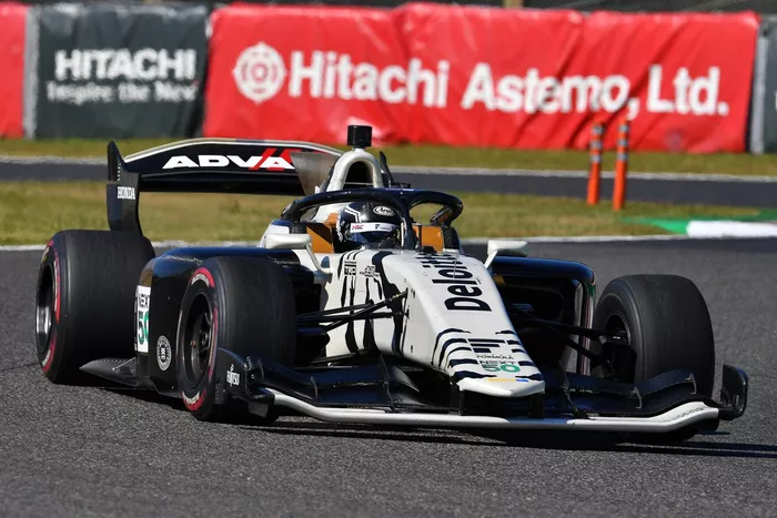 SF19開発車両『白寅』