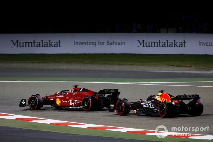 Charles Leclerc, Ferrari F1-75, Max Verstappen, Red Bull Racing RB18