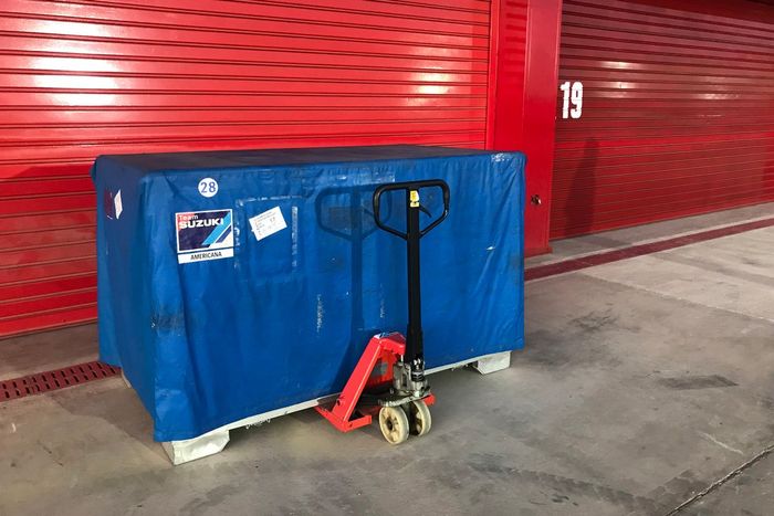 Material del Team Suzuki MotoGP