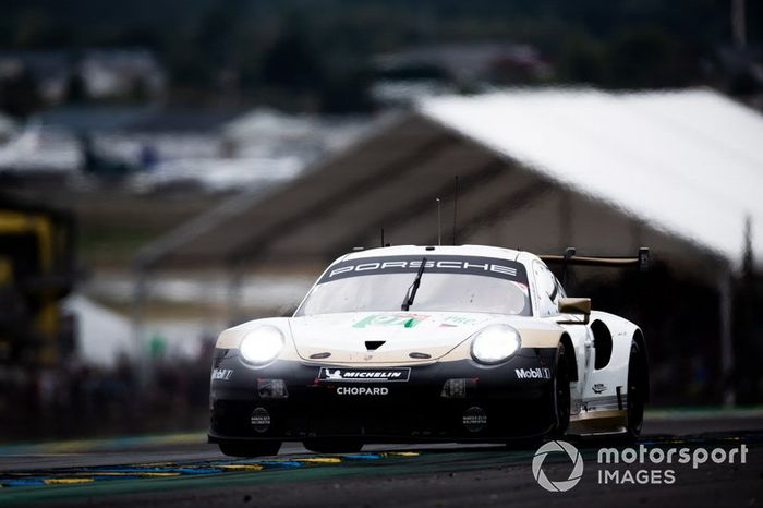 #P91 Porsche GT Team, Porsche 911 RSR: Gianmaria Bruni. Richard Lietz, Frederic Makowiecki 