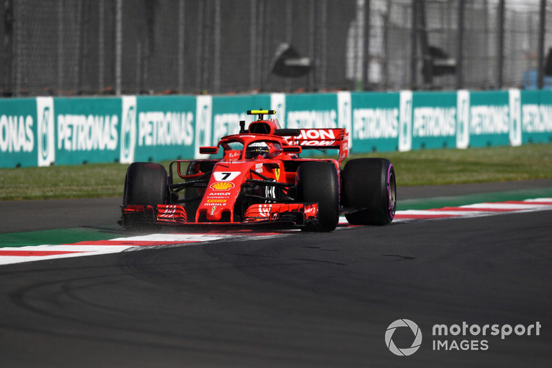 Kimi Raikkonen, Ferrari SF71H en tête-à-queue