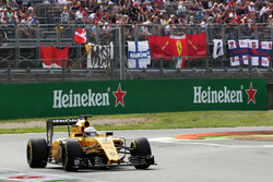 Кевин Магнуссен, Renault Sport F1 Team RS16