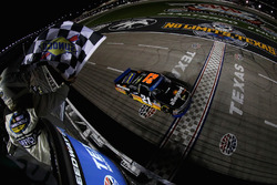 Johnny Sauter, GMS Racing Chevrolet takes the checkered flag