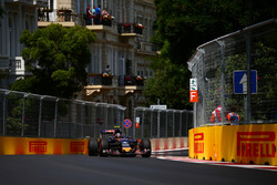 Carlos Sainz Jr., Scuderia Toro Rosso STR11