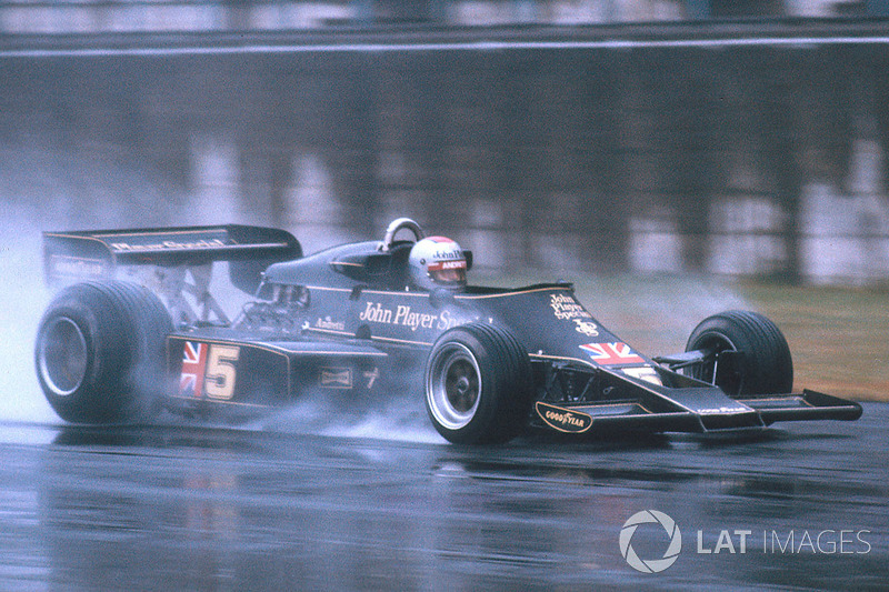 Mario Andretti, Lotus 77 Ford